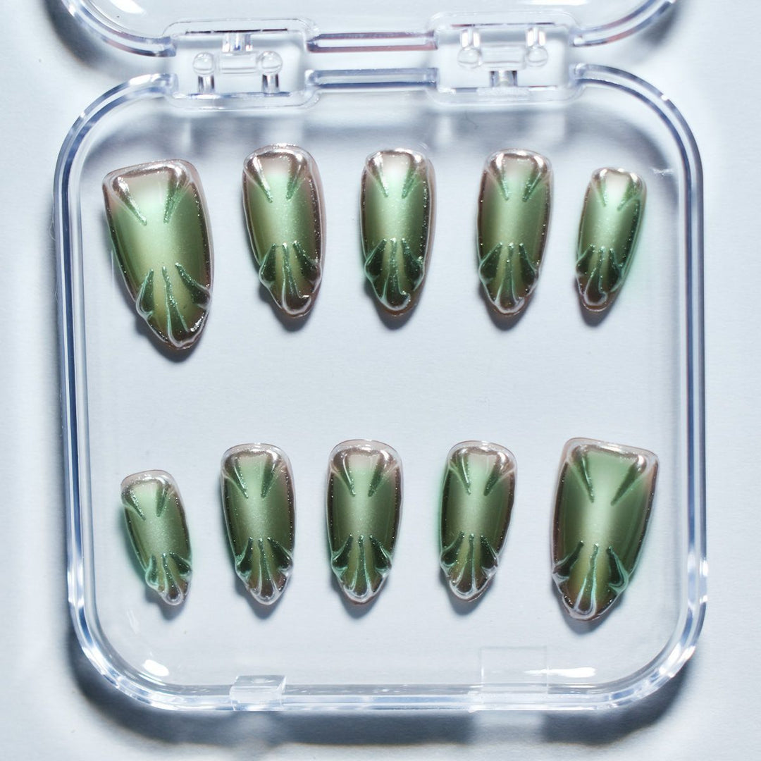 Metallic Artistic Nail Enhancements Kalsten