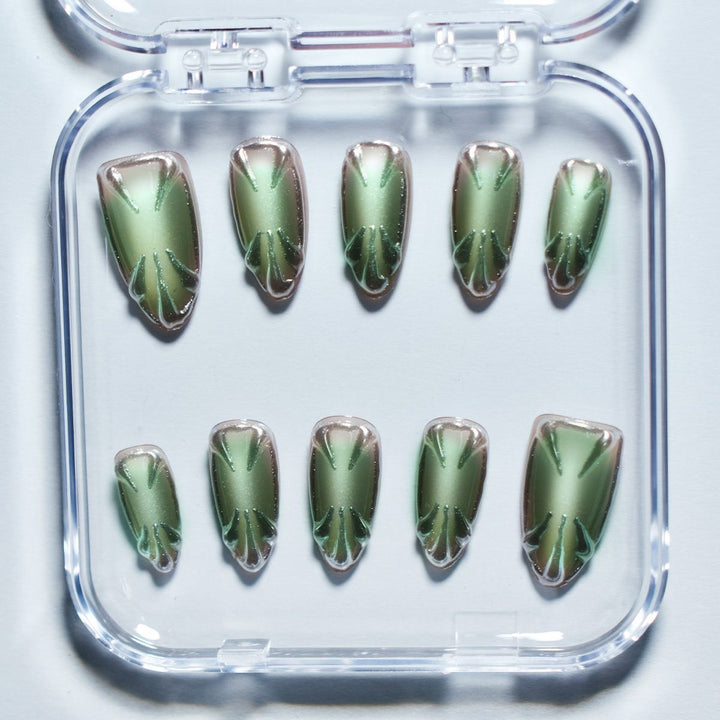 Metallic Artistic Nail Enhancements Kalsten