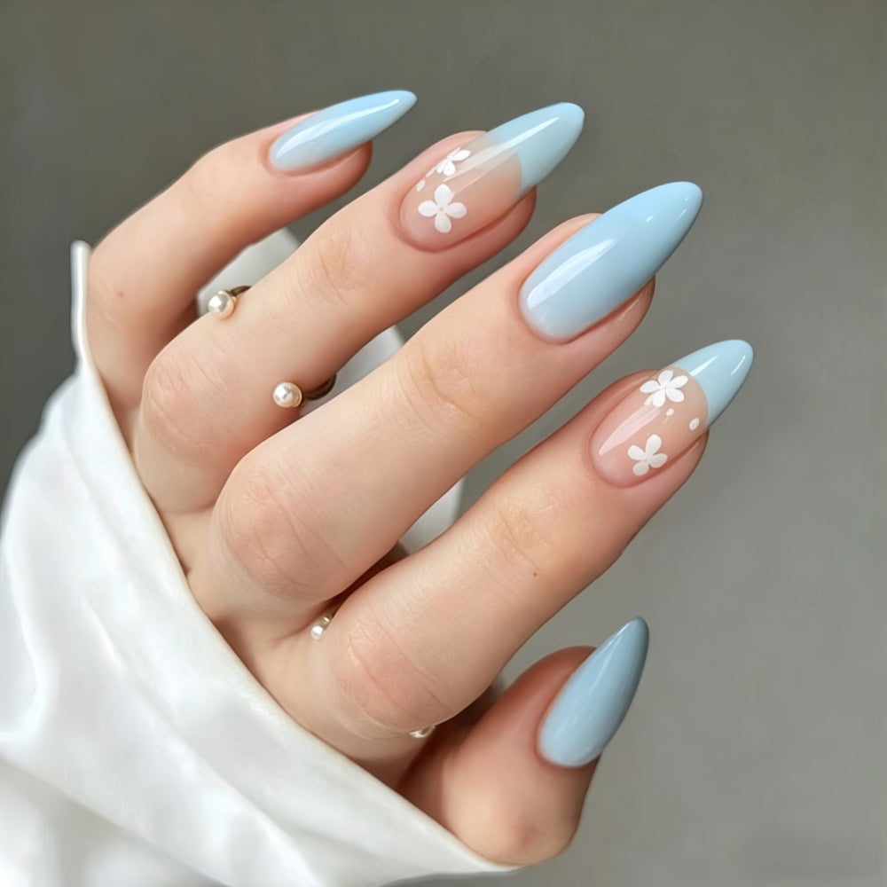 Artificial nails in elegant floral design Kalsten