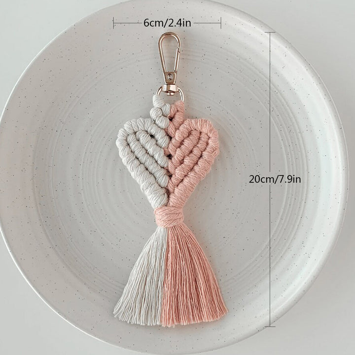 Macrame Heart Keychain Holder Kalsten