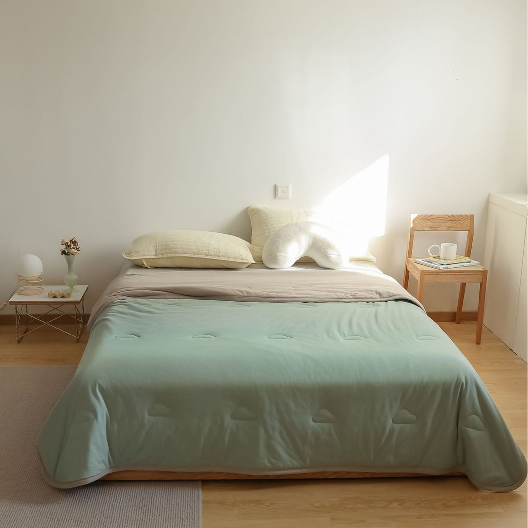 Bedding set made of breathable cotton percale with light stonewash