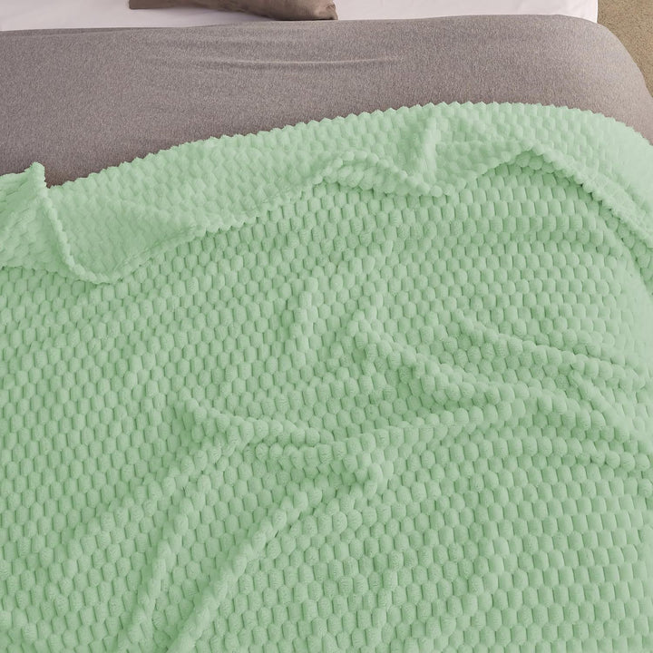 Textured Plush Throw Blanket