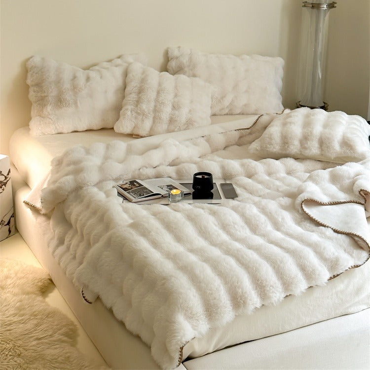 Luxury Faux Fur Blanket and Matching Cushion Set
