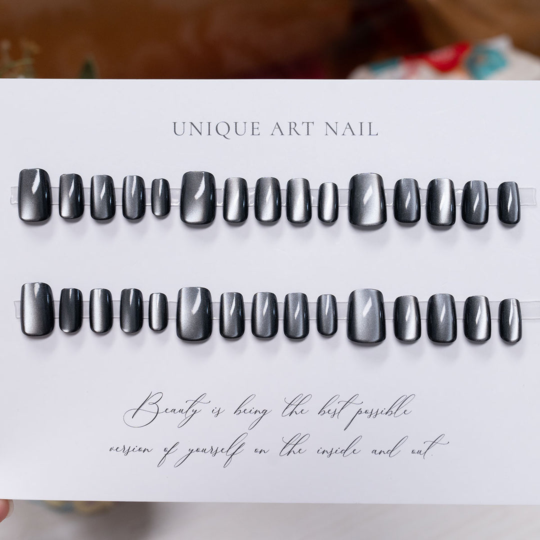 Stylish Glossy Nail Art