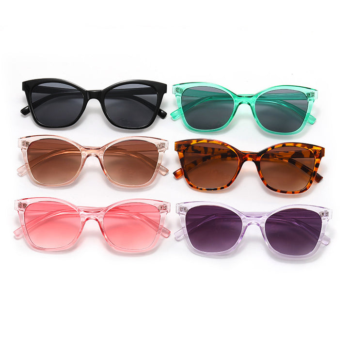 Women’s elegant sunglasses in a modern cat-eye style Kalsten