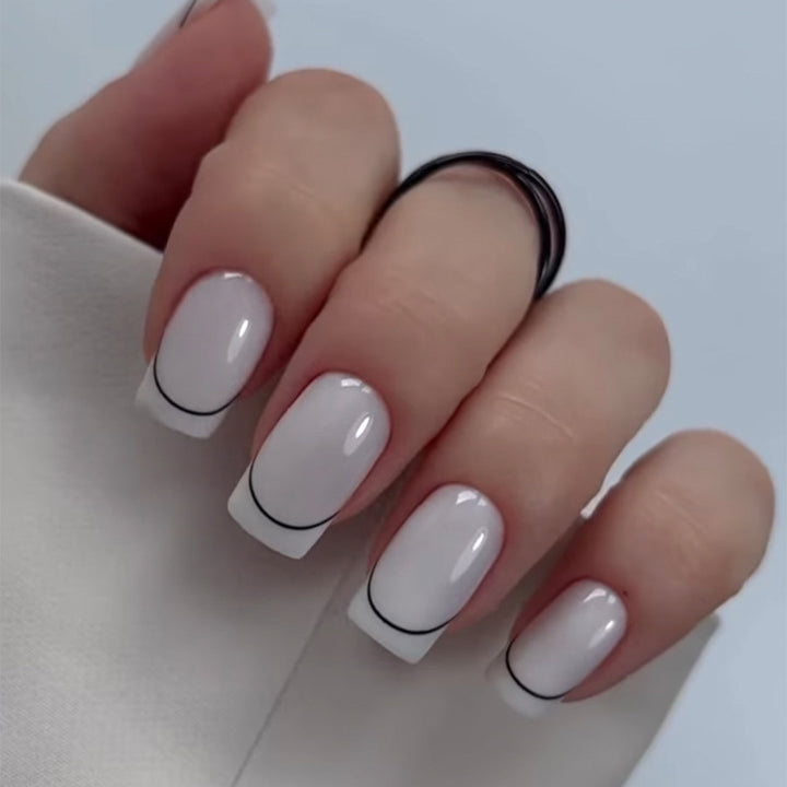 Glamorous Glittery Stiletto Press-On Nails Kalsten