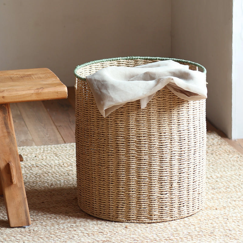 Rustic laundry basket with lid Kalsten
