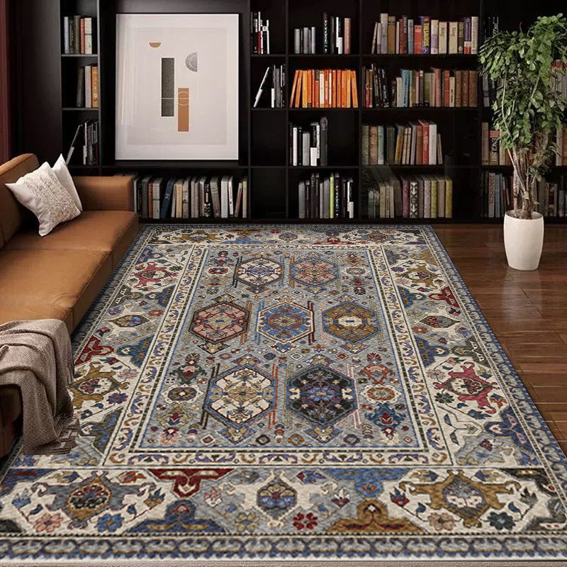 Vintage-Inspired Geometric Area Rug