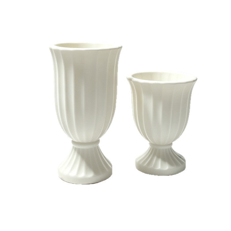 Majestic Ribbed Decorative Vase Kalsten