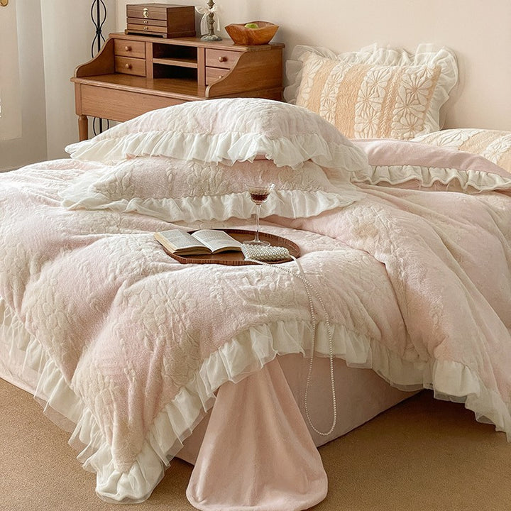 Teddy plush bedding set with ruffle, embroidered floral relief and Sherpa inner side
