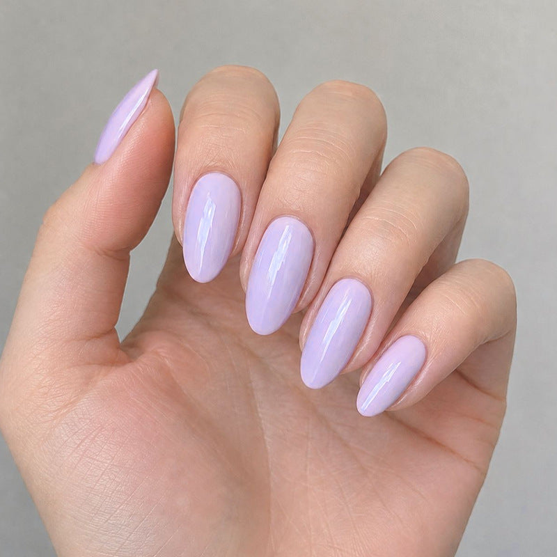 Almond-Shaped Nail Enhancements Kalsten