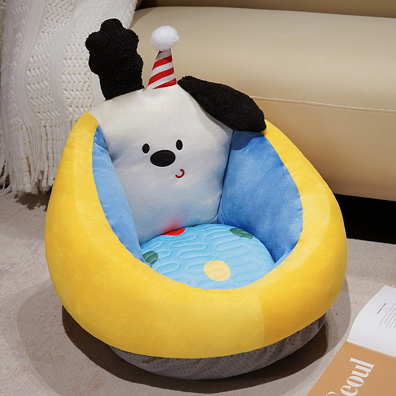 Ergonomic plush cuddle nest for small dogs and cats with raised edge and reversible pillow
