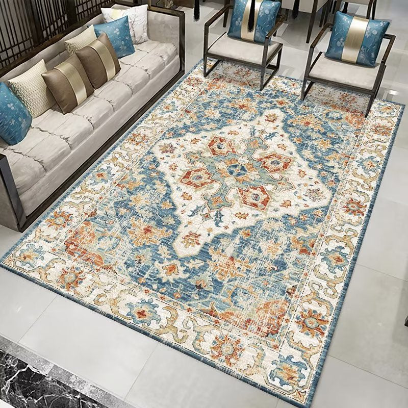 Vintage-Inspired Area Rug Kalsten