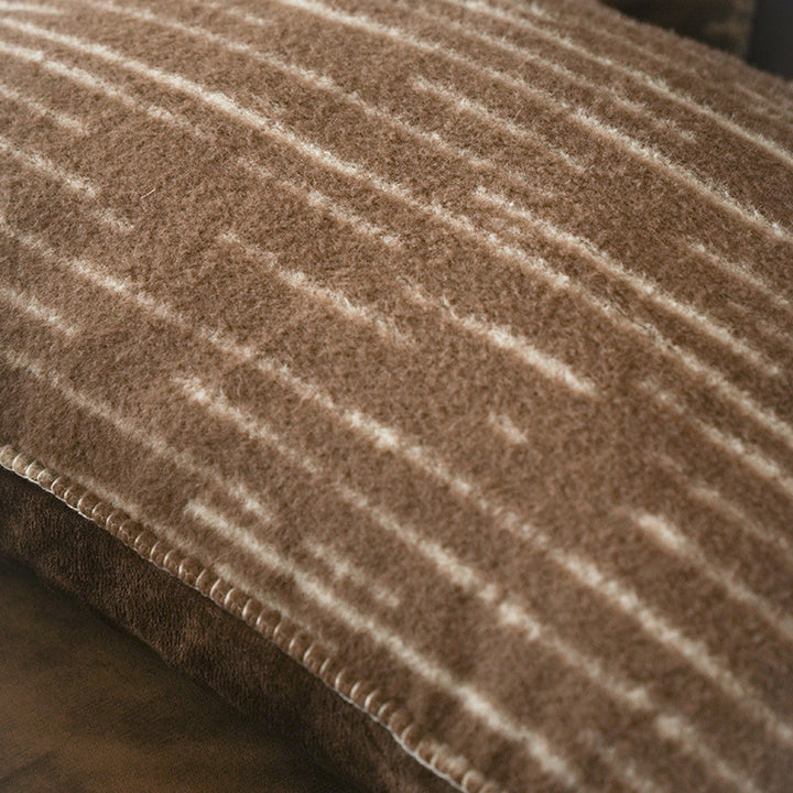 Reversible microfibre fleece bedding set with subtle stripe structure and extra soft cuddle surface