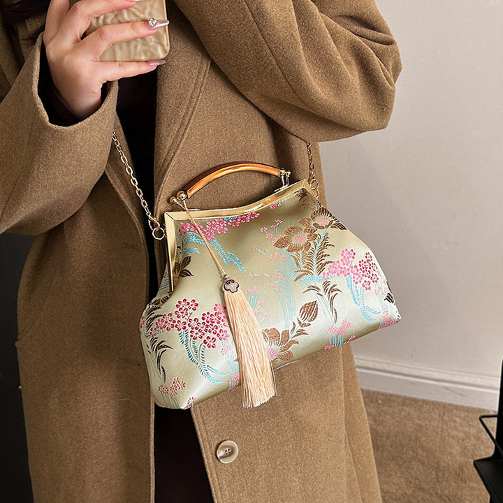 Elegant Floral Handbag