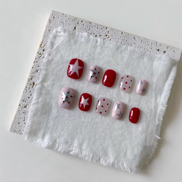 Artistic Press-On Nail Art Set with Star and Dot Designs