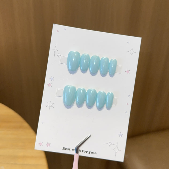 Artificial Gel Nails in Modern Design Kalsten