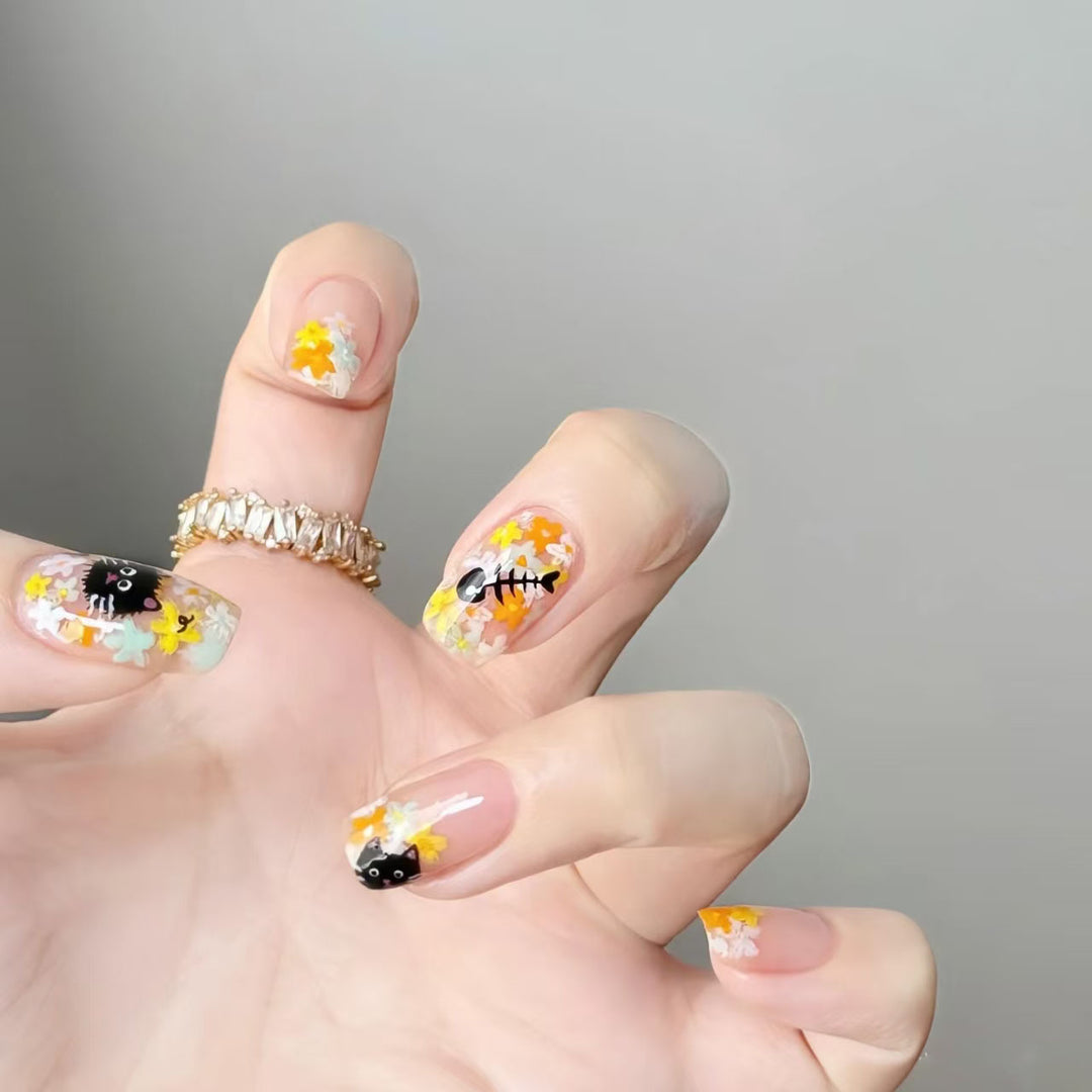 Artistic Floral and Gemstone Press-On Nails Kalsten