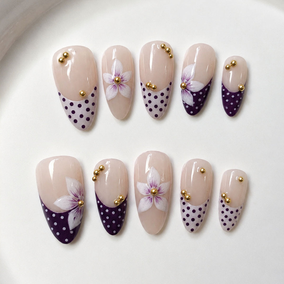 Artistic Press-On Nail Set