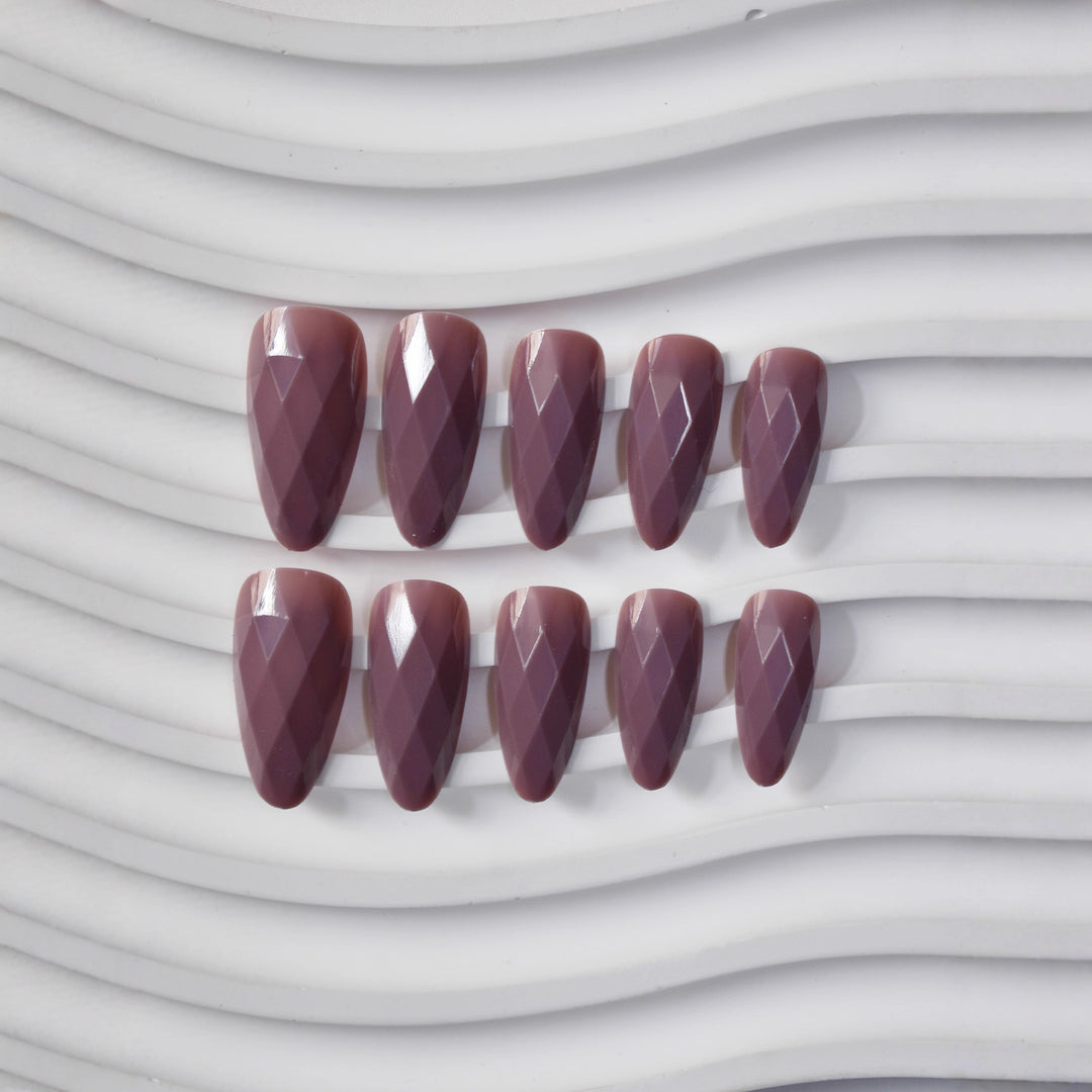 Premium Glossy Diamond-Shaped Press-On Nails Kalsten