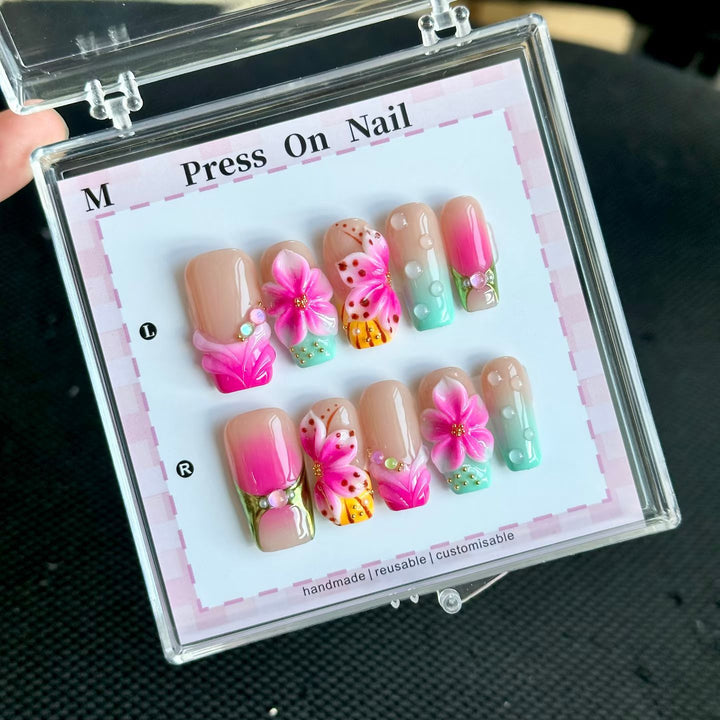 Artistic Floral Press-On Nail Art Set  1791772903