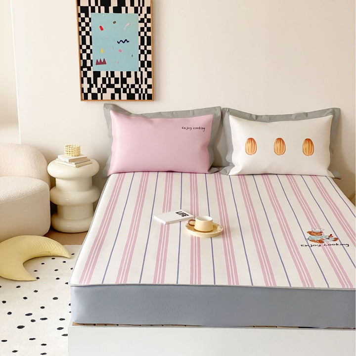 Fitted sheet set with pillowcases