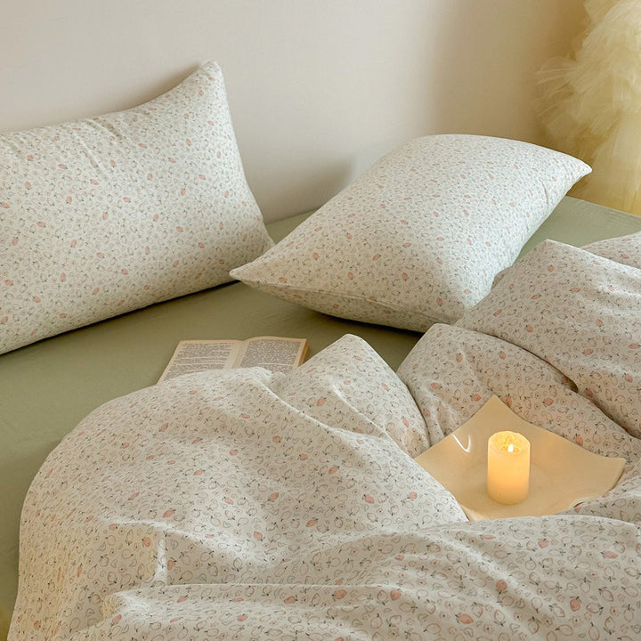 Cotton percale duvet cover and pillowcase set