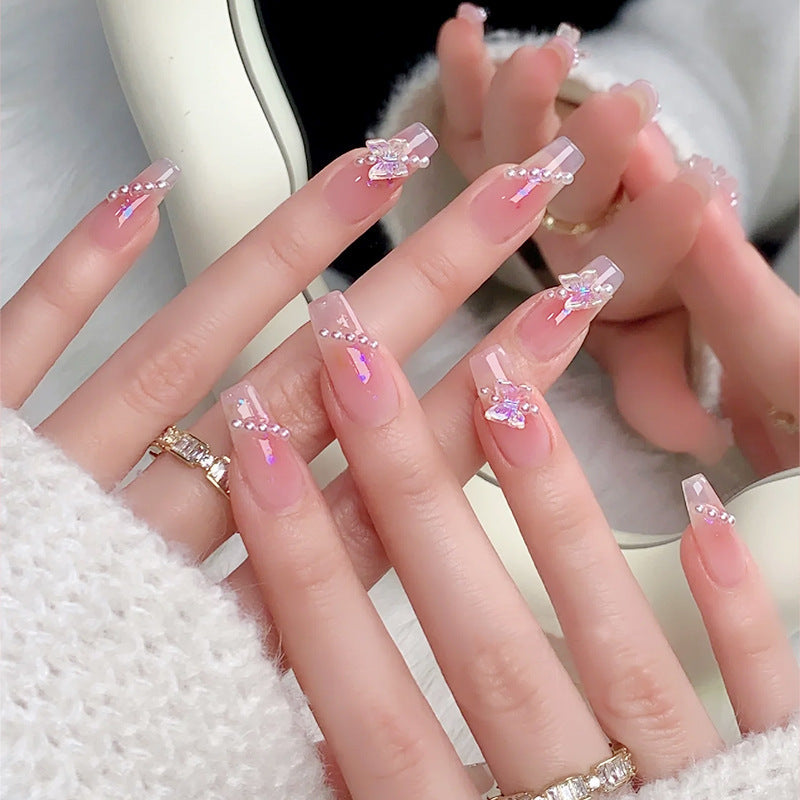 Elegant Detailed Press-On Nail Set