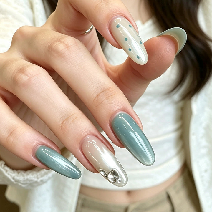 Decorative Press-On Nail Set with Crystal Accents Kalsten