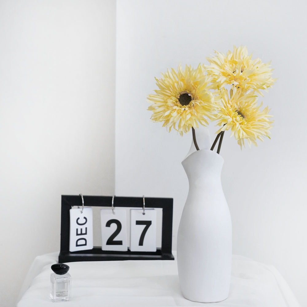 Lifelike Gerbera Daisy Stem
