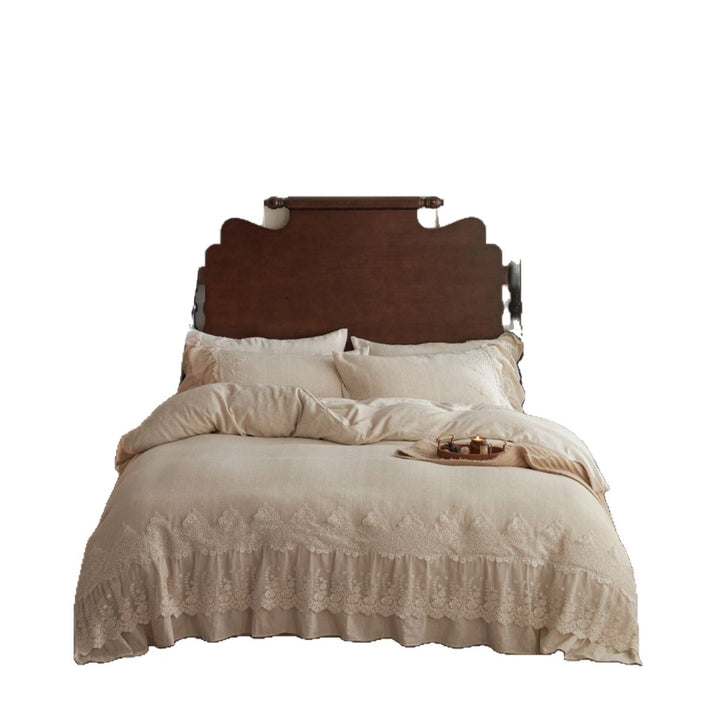 Fine cotton-linen bedding set with lace trim and frill