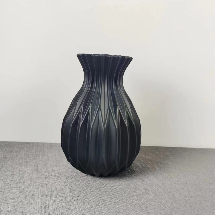 Modern Decorative Textured Vase Kalsten