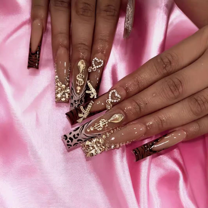 Luxurious Artistic Press-On Nail Set Kalsten
