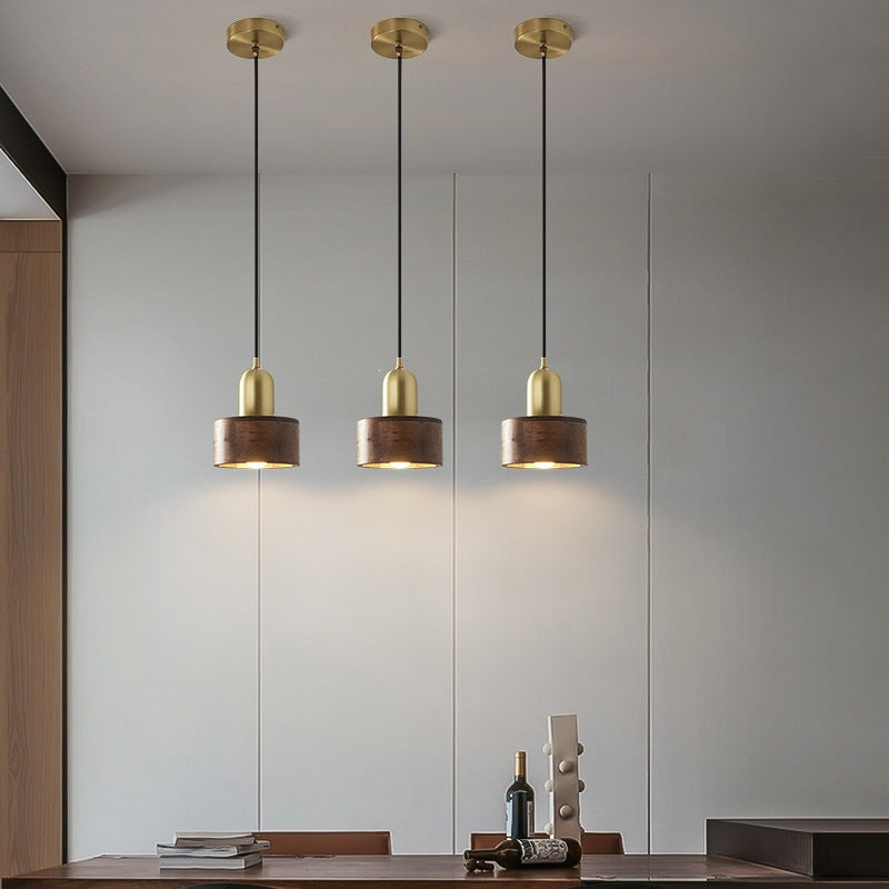 Vintage-Inspired Pendant Light