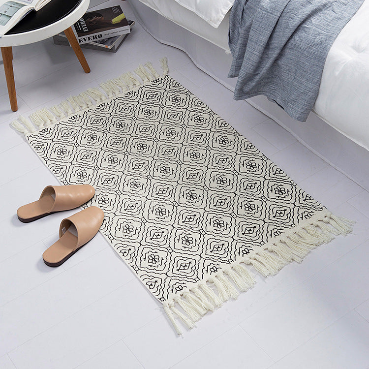 Narrow cotton runner