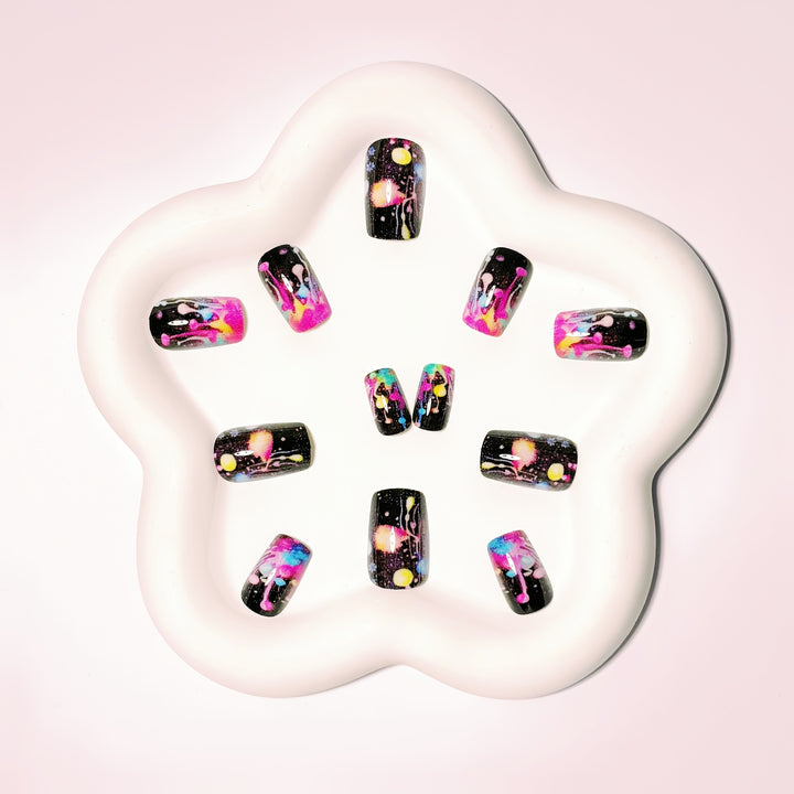 Artistic Splash Effect Nail Art Kalsten