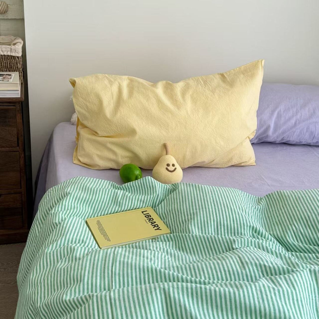 Washed linen bedding set with pillowcases