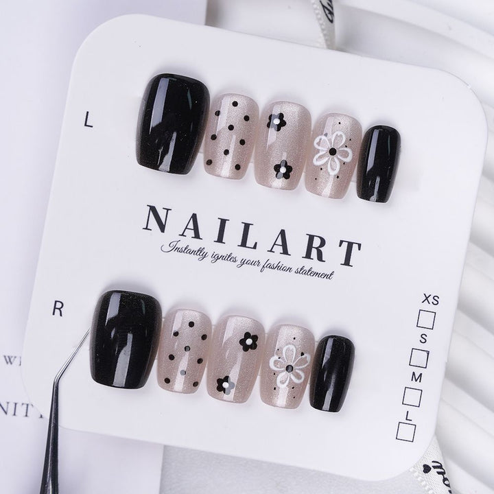 Decorative Press-On Nail Set