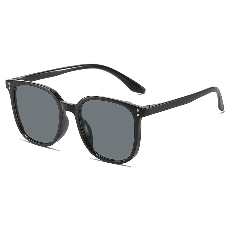 Vintage-Inspired Transparent Frame Sunglasses Kalsten