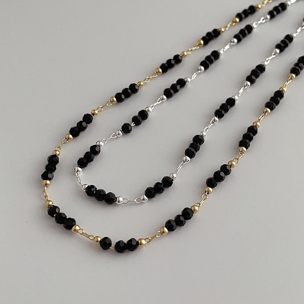 Delicate and Stylish Necklace with Sparkling Pearls Kalsten