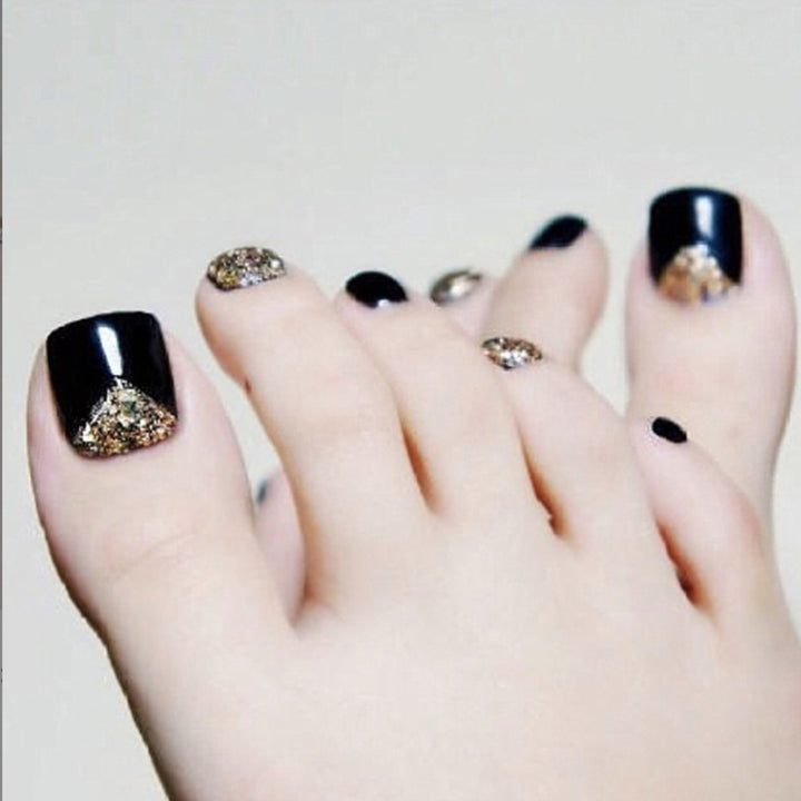 Elegant Pedicure Nail Art