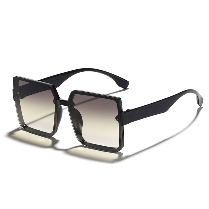 Women's square sunglasses with retro-inspired design and soft lenses Kalsten