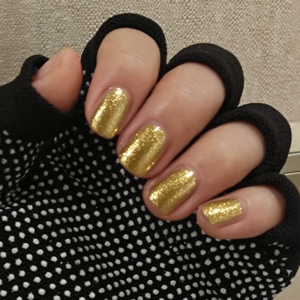 High-gloss artificial nails with rose effect Kalsten