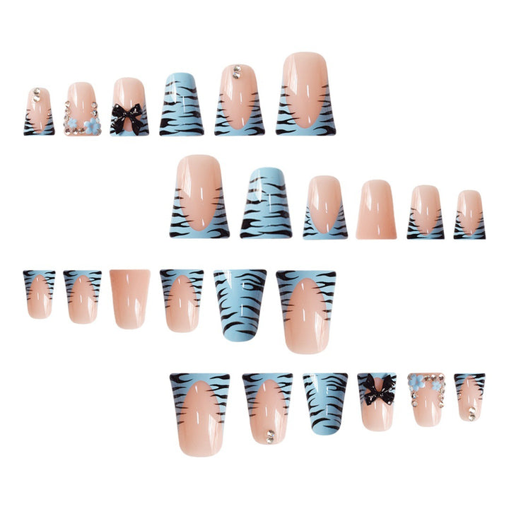 Floral Accent Nail Art Extensions Kalsten