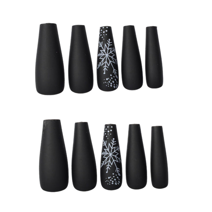 Artistic Winter-Themed Nail Art Design Kalsten