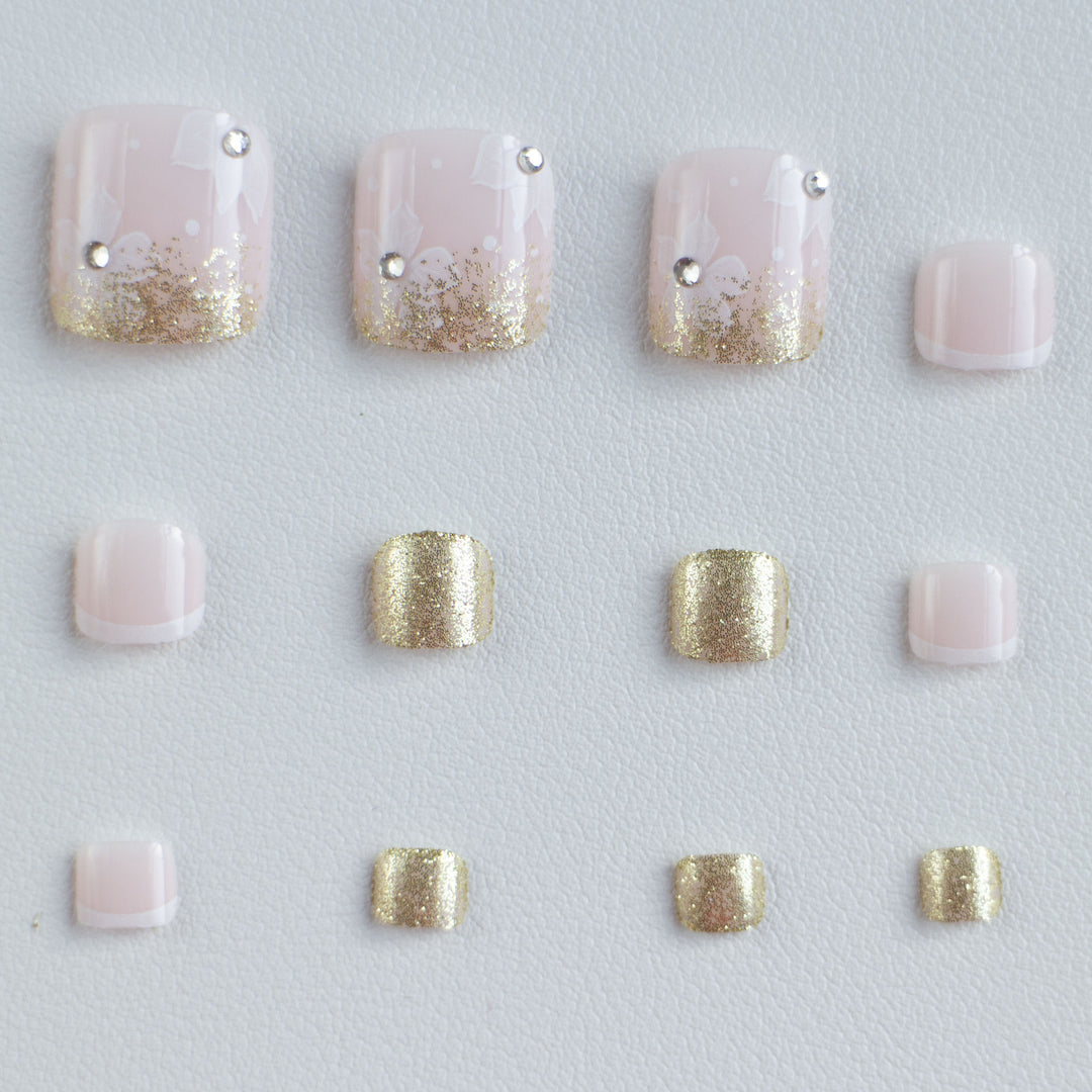 Elegant Floral Decorative Press-On Toenails