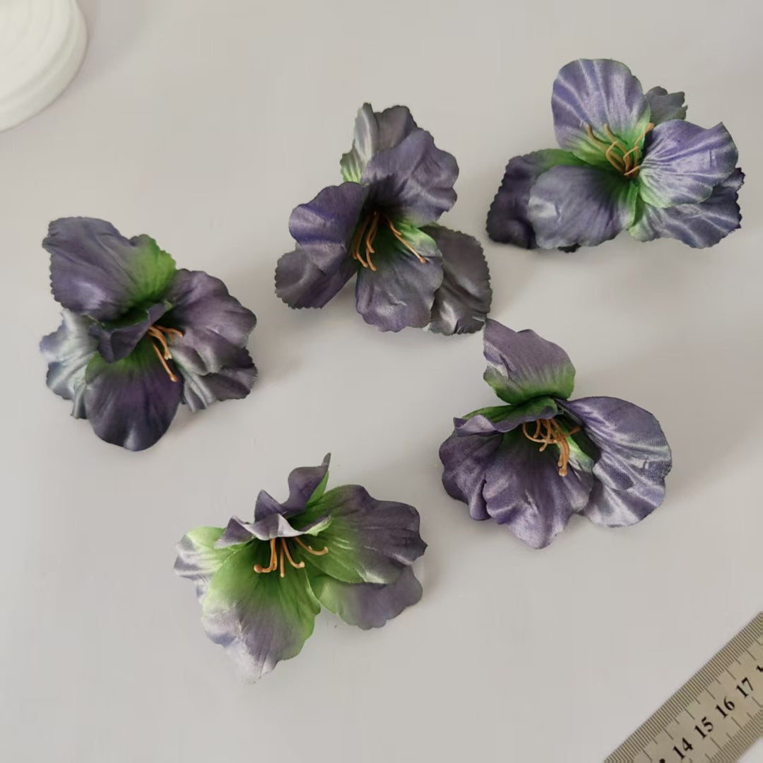 Elegant Floral Hair Accessory