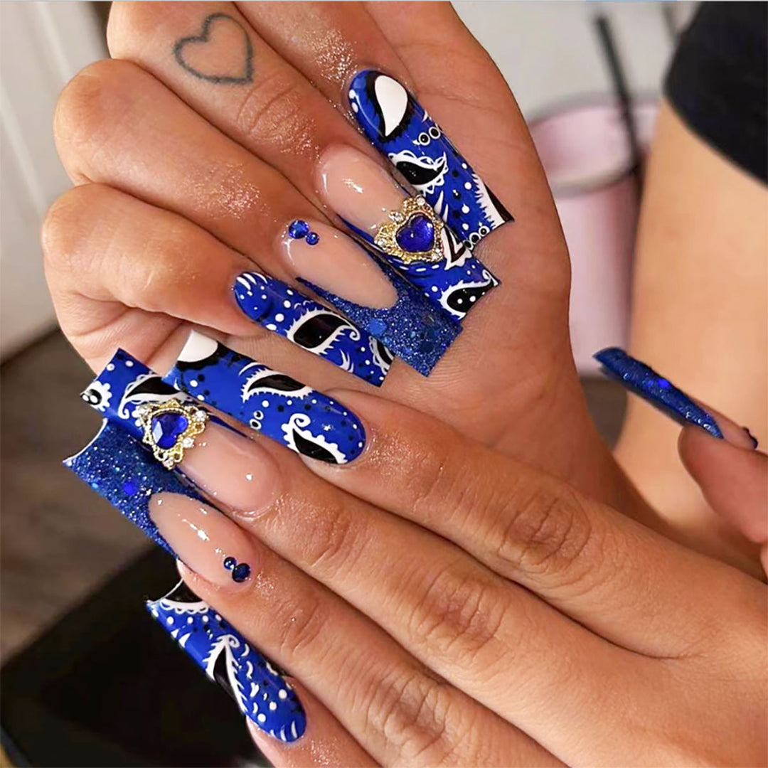 Decorative Press-On Nail Art with Unique Patterns