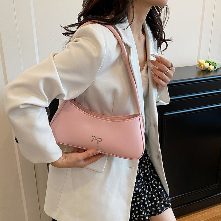 Elegant Curved Handbag Kalsten