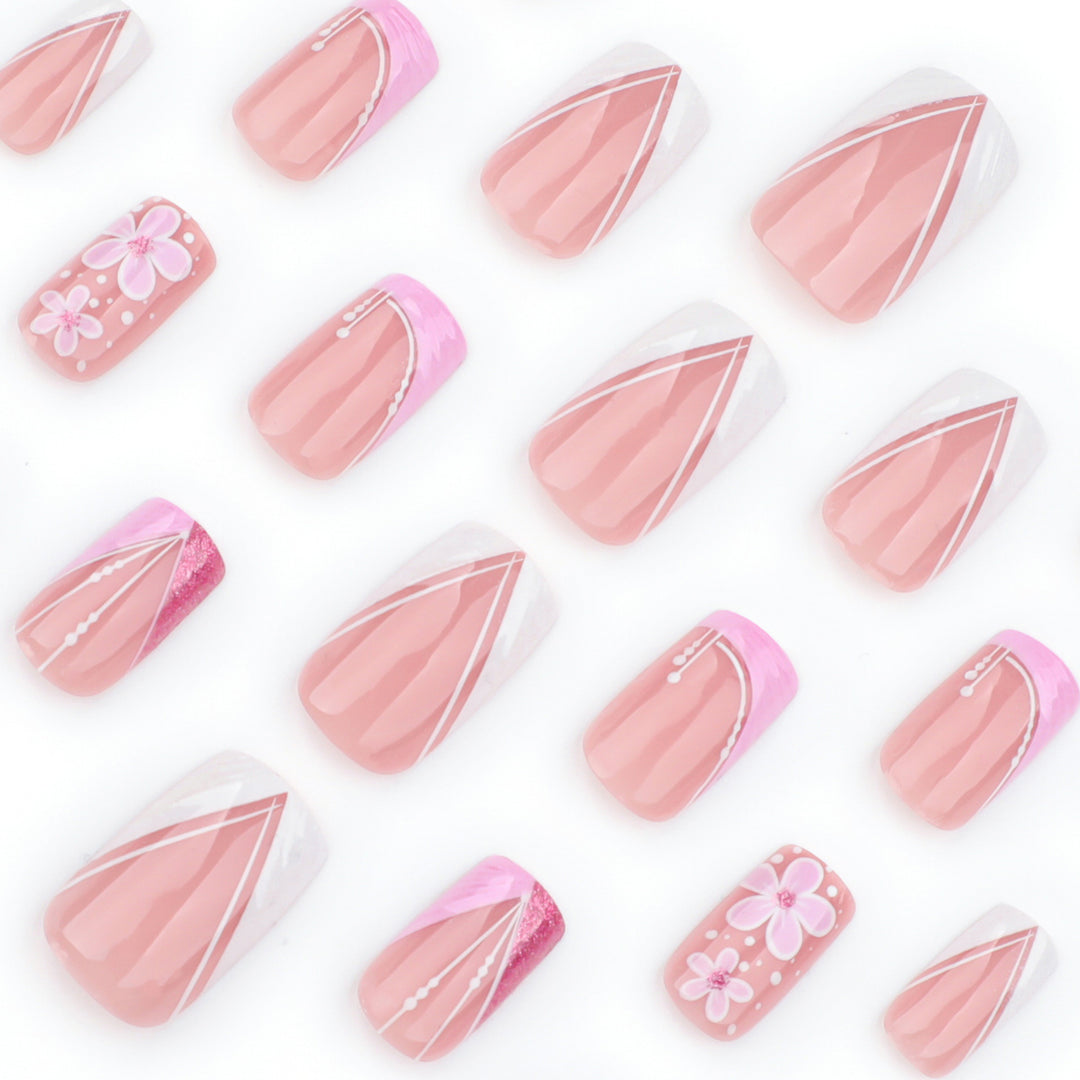 Artful Nail Art with Floral Decorations Kalsten